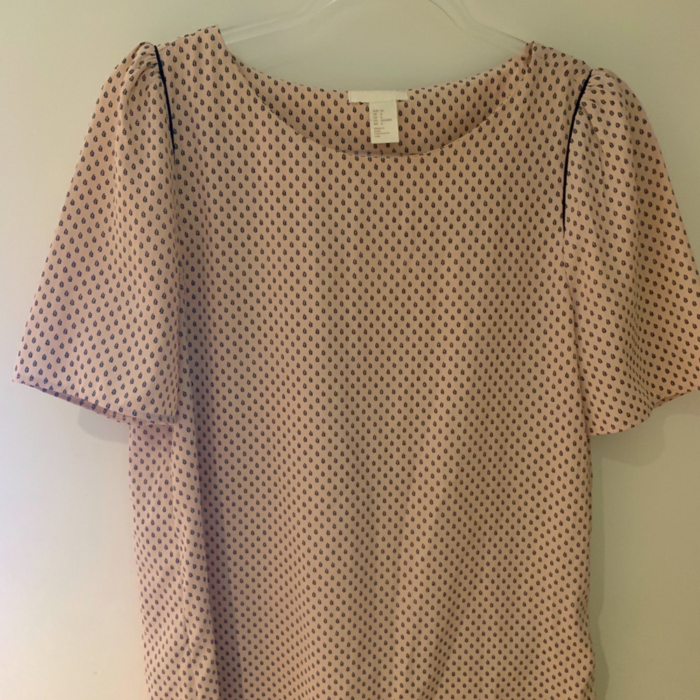 H&M blush pink and black (or deep navy) top